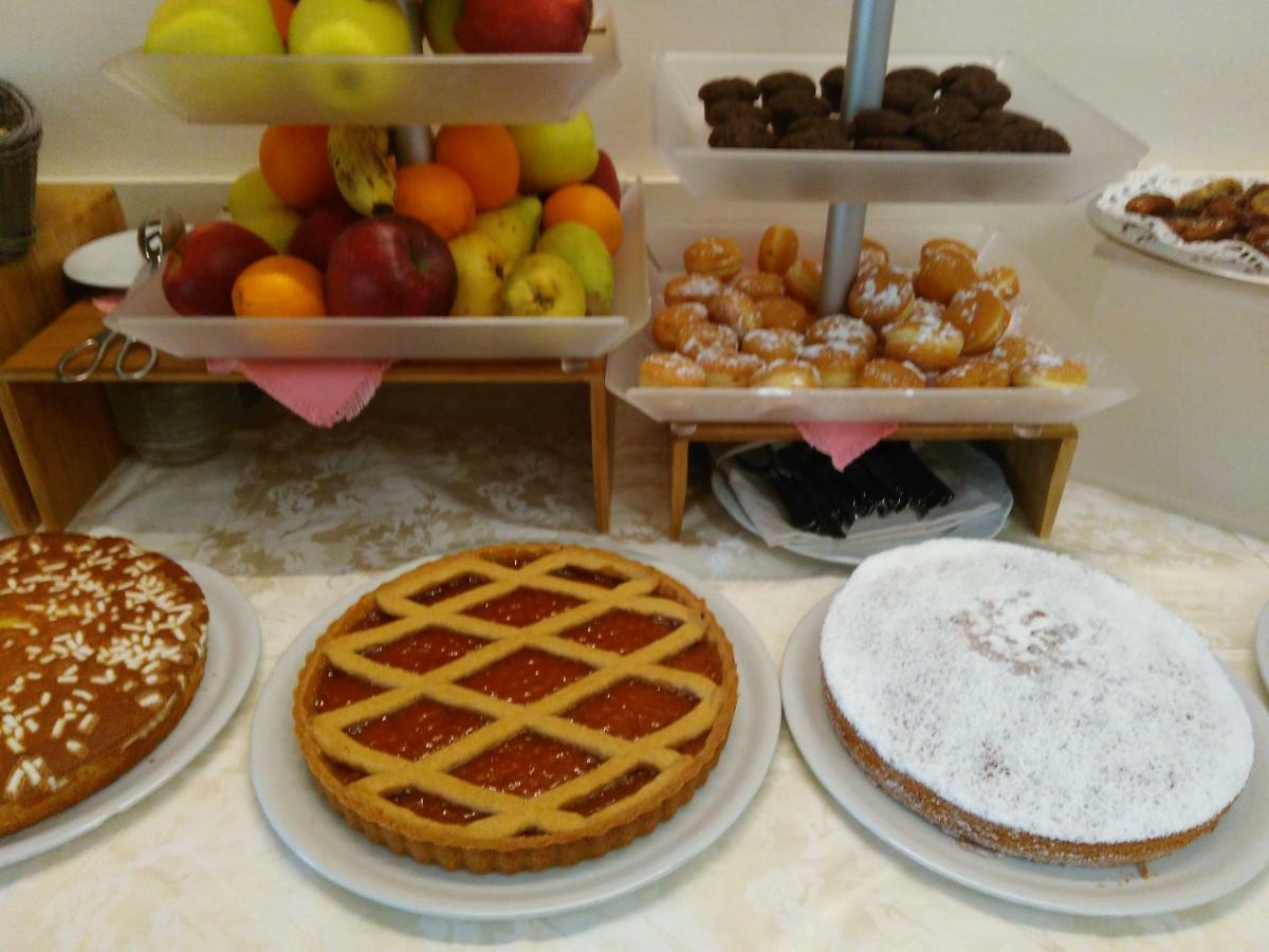 רימיני Hotel Apollo מראה חיצוני תמונה