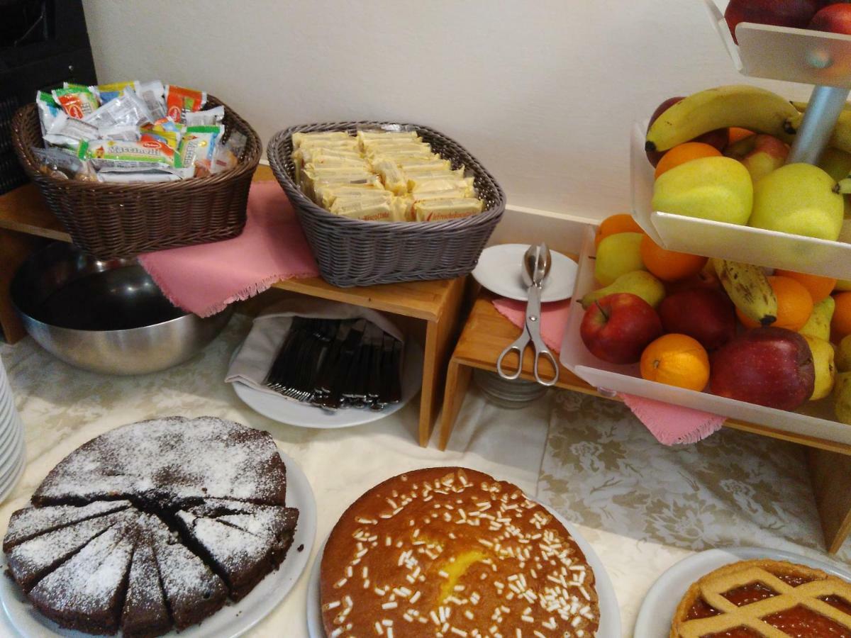 רימיני Hotel Apollo מראה חיצוני תמונה